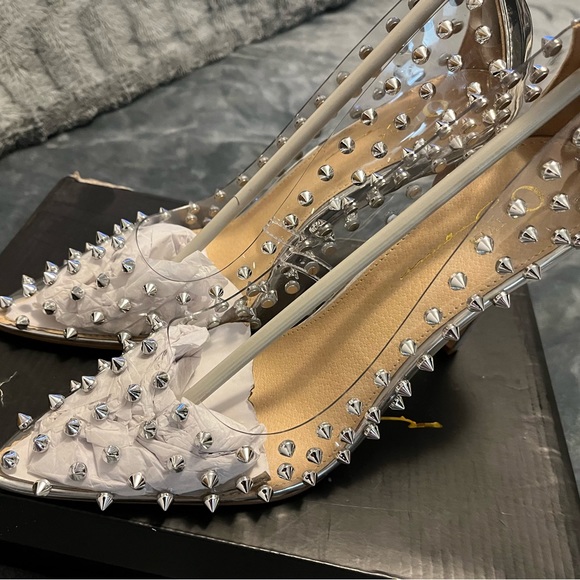 Spike studded stilletto(clear with silver studs) - Picture 2 of 6